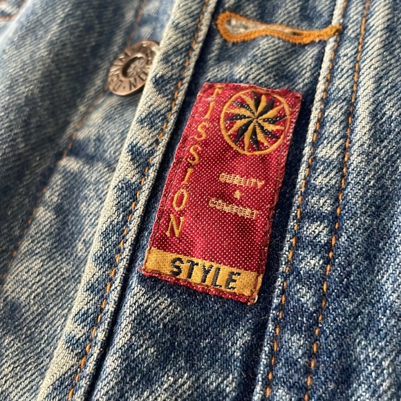 Vintage Fission Denim Jacket - Picture 3 of 7